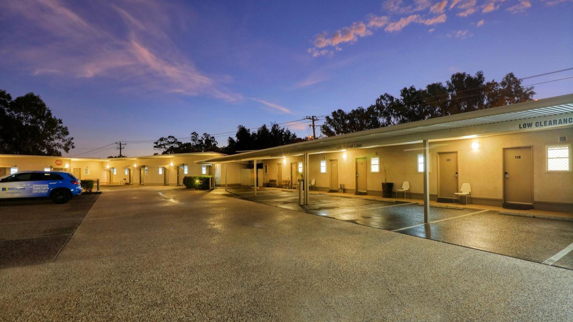 Route 66 Motor Inn Emerald Exterior photo
